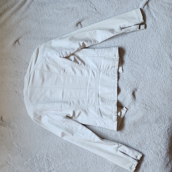Le Chateau white PU leather jacket - Picture 4 of 8